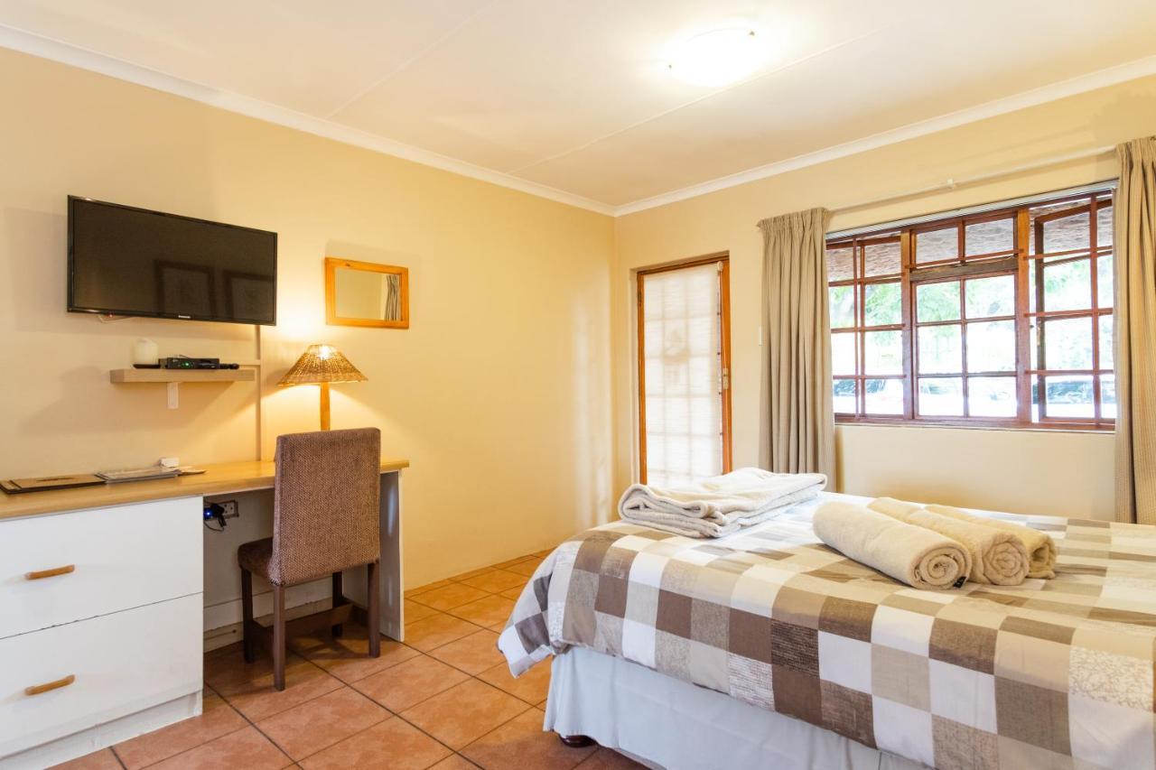 Treetops Guesthouse Port Elizabeth Buitenkant foto