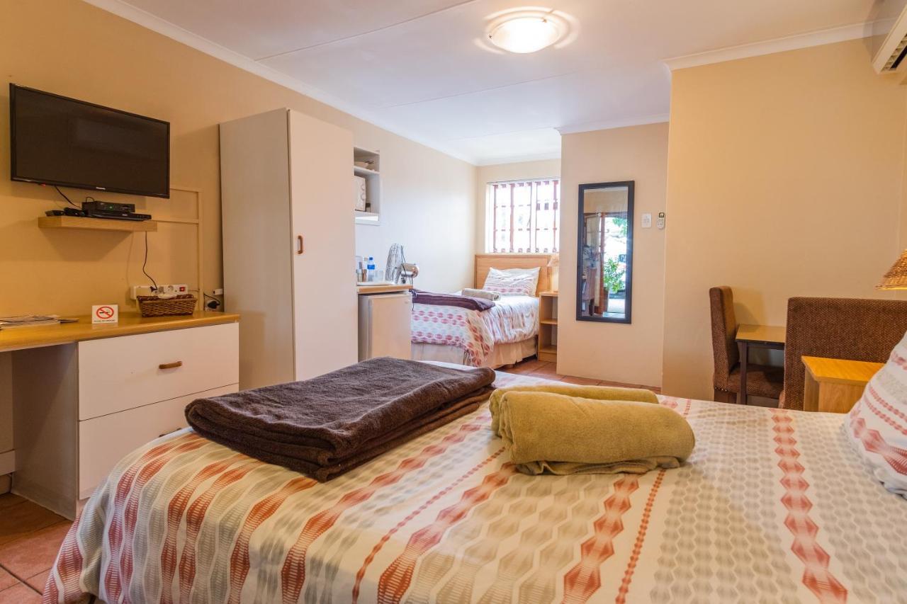 Treetops Guesthouse Port Elizabeth Buitenkant foto